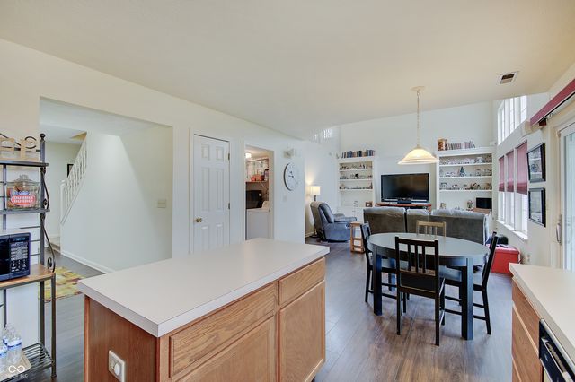 2109 Cross Willow Lane, Indianapolis, IN 46239