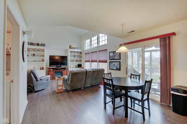 2109 Cross Willow Lane, Indianapolis, IN 46239