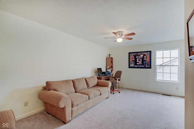 2109 Cross Willow Lane, Indianapolis, IN 46239