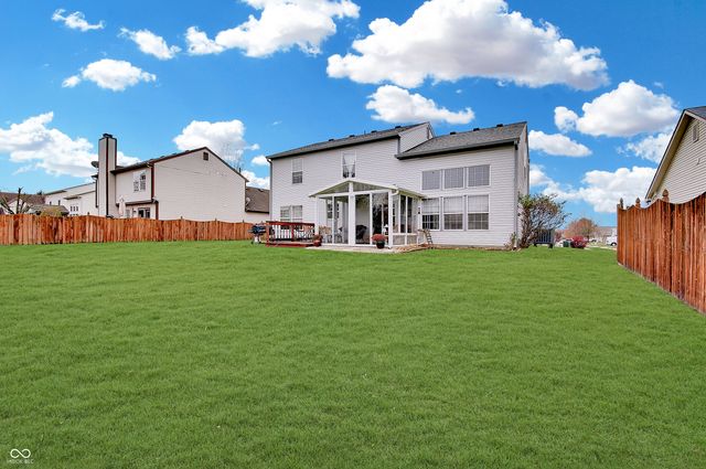 2109 Cross Willow Lane, Indianapolis, IN 46239