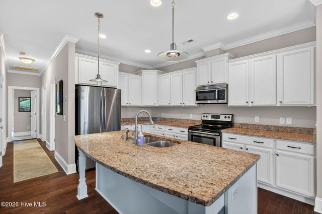 7104 Sevilleen Drive SW, Ocean Isle Beach, NC 28469
