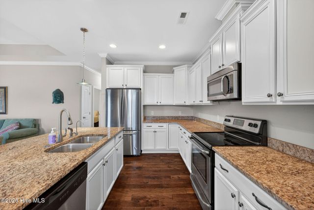 7104 Sevilleen Drive SW, Ocean Isle Beach, NC 28469