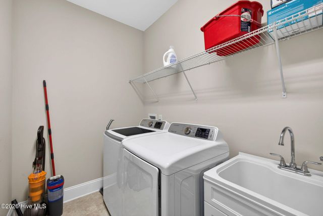7104 Sevilleen Drive SW, Ocean Isle Beach, NC 28469