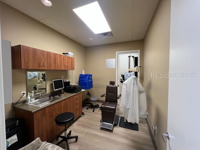 4 Okatie Center Blvd S Ste 102, Bluffton, SC 29909
