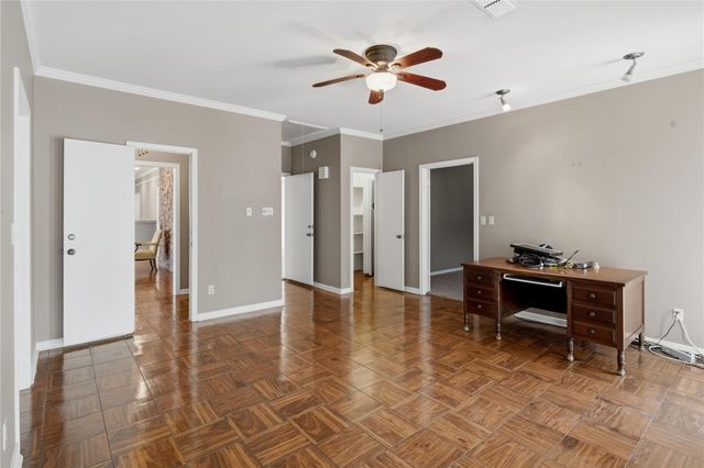 433 Mackhank Road, Boling, TX 77420