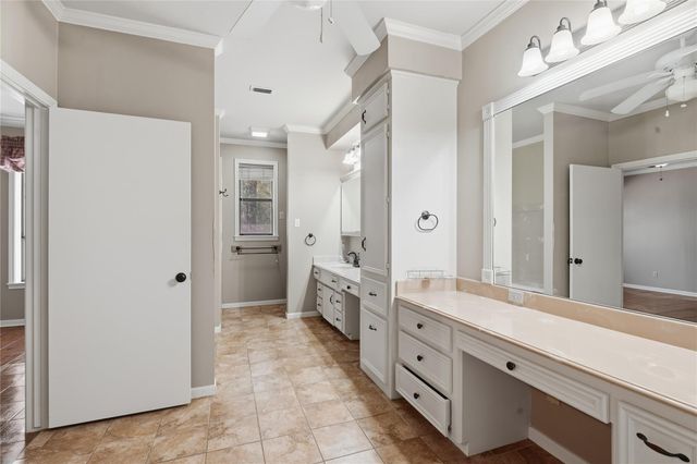 433 Mackhank Road, Boling, TX 77420