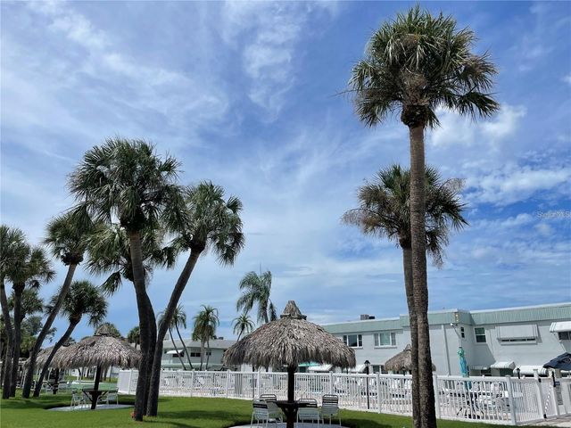 5357 81ST STREET N 24, St Petersburg, FL 33709