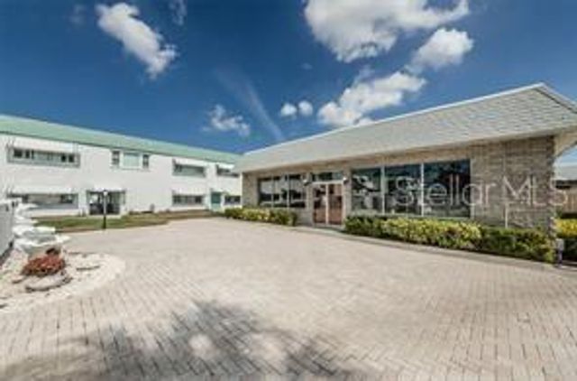 5357 81ST STREET N 24, St Petersburg, FL 33709