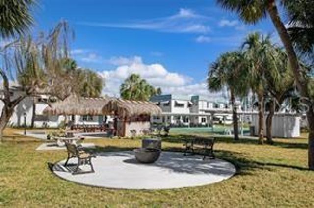 5357 81ST STREET N 24, St Petersburg, FL 33709