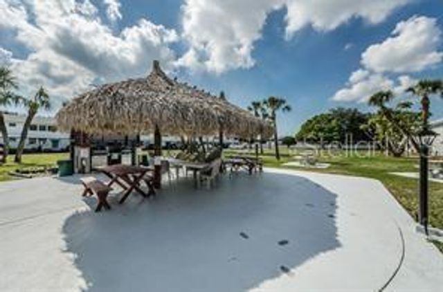 5357 81ST STREET N 24, St Petersburg, FL 33709