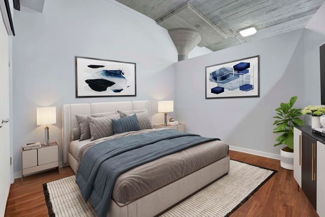 1069 W 14th Place 329, Chicago, IL 60608