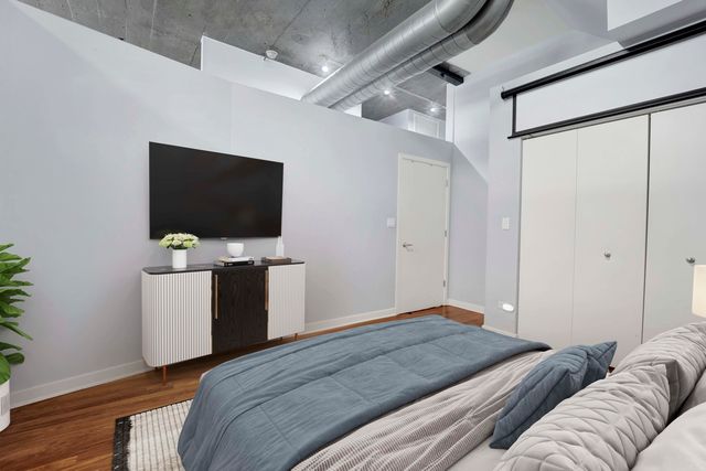 1069 W 14th Place 329, Chicago, IL 60608