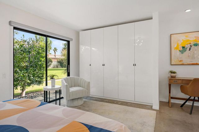 1988 E Sandalwood Drive, Palm Springs, CA 92262