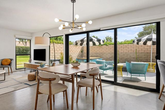 1988 E Sandalwood Drive, Palm Springs, CA 92262