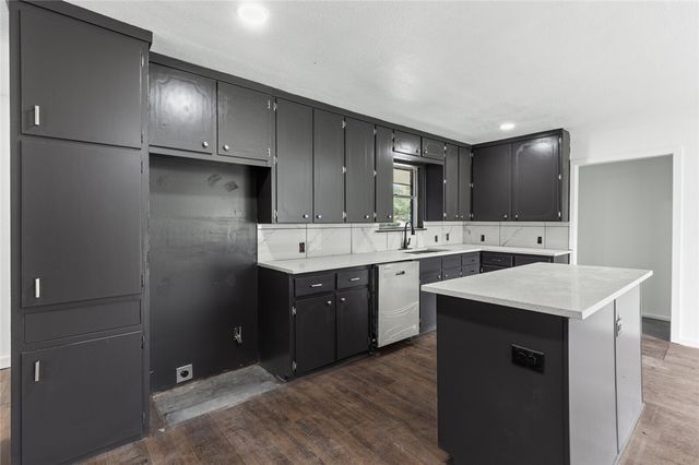 433 Cranbrook Street, Woodway, TX 76712