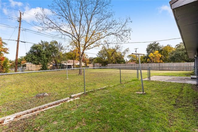 433 Cranbrook Street, Woodway, TX 76712