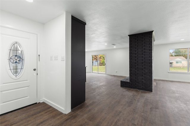 433 Cranbrook Street, Woodway, TX 76712