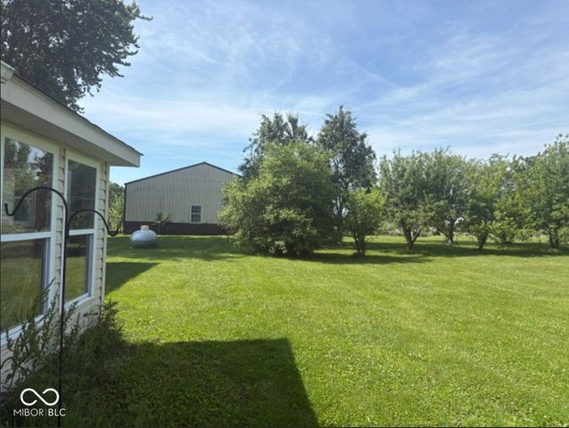 22006 Oak Ridge, Sheridan, IN 46069
