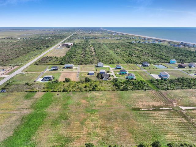 204 New Orleans, Crystal Beach, TX 77650