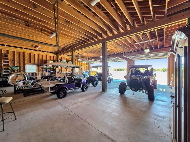 204 New Orleans, Crystal Beach, TX 77650