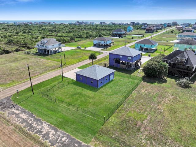 204 New Orleans, Crystal Beach, TX 77650