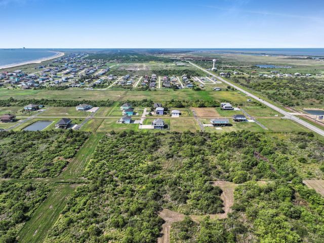 204 New Orleans, Crystal Beach, TX 77650