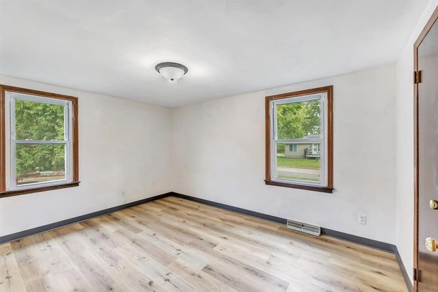 1853 GLENVIEW AVENUE, Green Bay, WI 54303