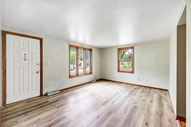 1853 GLENVIEW AVENUE, Green Bay, WI 54303