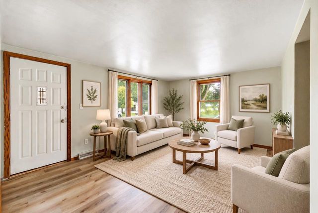 1853 GLENVIEW AVENUE, Green Bay, WI 54303