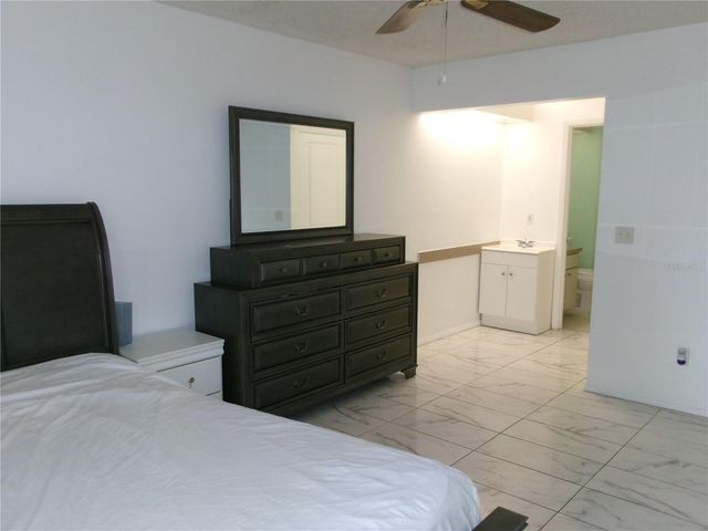 4324 MIDDLEBROOK ROAD 4324, Orlando, FL 32811