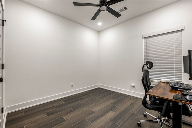 7100 SW High Meadow Boulevard, Bentonville, AR 72713