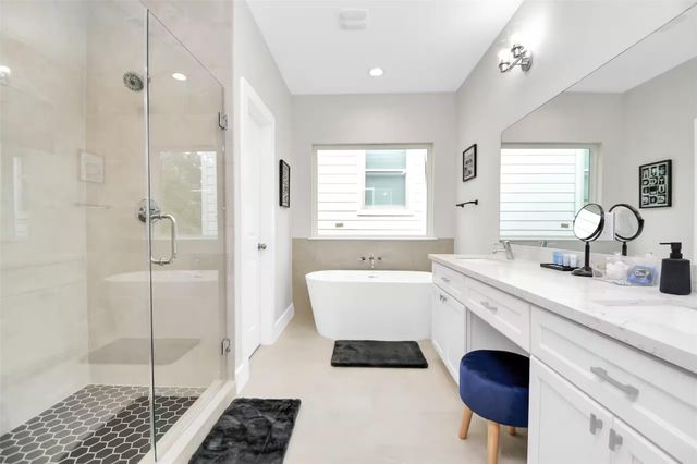 5718 Beall Street A, Houston, TX 77091