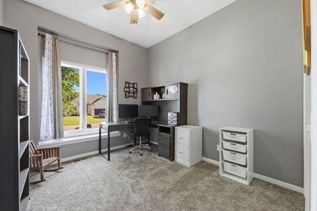9711 W Bella Vista, Wichita, KS 67212