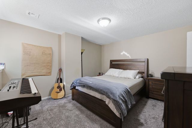 9711 W Bella Vista, Wichita, KS 67212