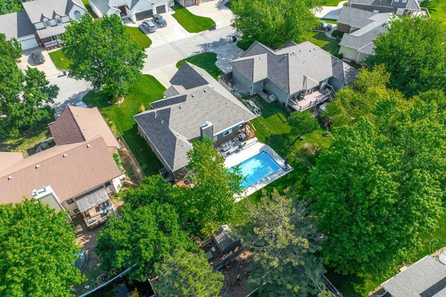 9711 W Bella Vista, Wichita, KS 67212