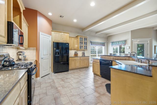 114 E 125th Court S, Jenks, OK 74037
