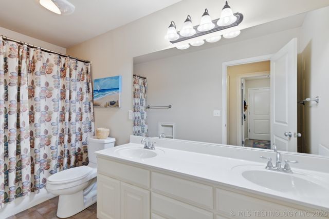 114 E 125th Court S, Jenks, OK 74037