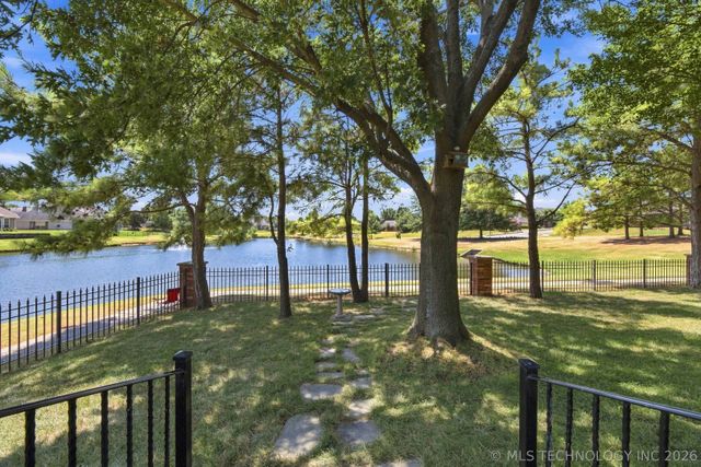 114 E 125th Court S, Jenks, OK 74037