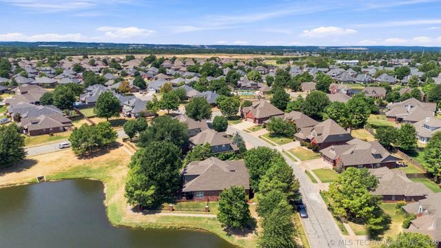114 E 125th Court S, Jenks, OK 74037