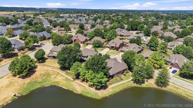 114 E 125th Court S, Jenks, OK 74037