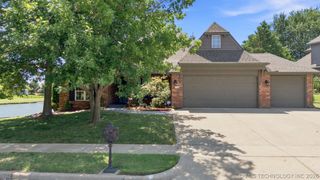 114 E 125th Court S, Jenks, OK 74037