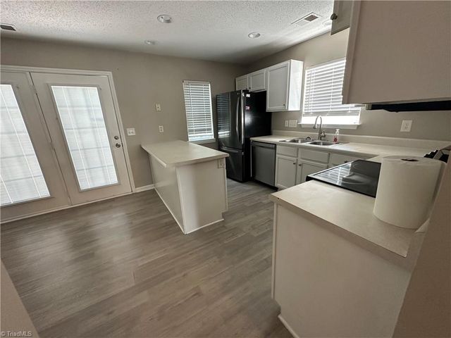 3153 Kensington Place, Winston-salem, NC 27103