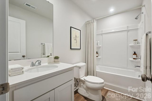 1469 Ardmore Drive, Sherrills Ford, NC 28673