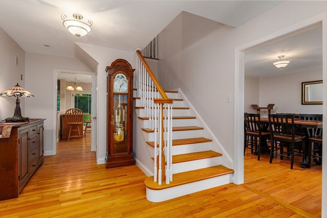 562 Mendon Rd, Sutton, MA 01590