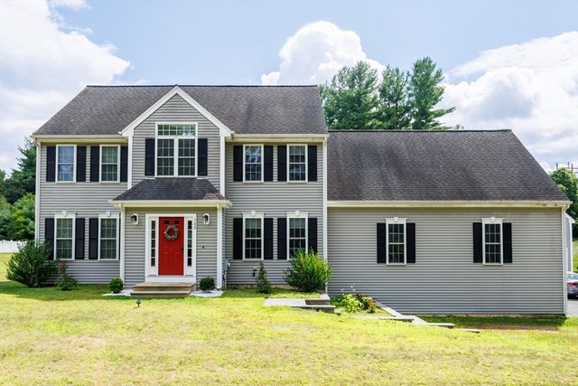 562 Mendon Rd, Sutton, MA 01590