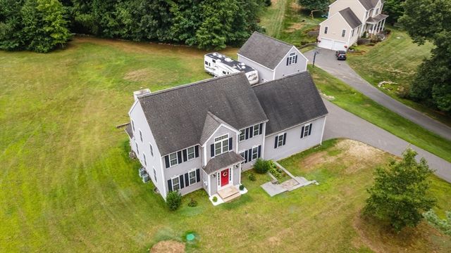 562 Mendon Rd, Sutton, MA 01590