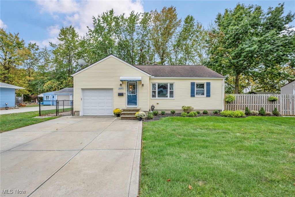 36842 St Clair Street, Willoughby, OH 44094