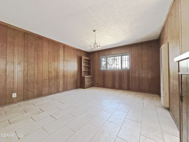816 CARDON Street, El Paso, TX 79903