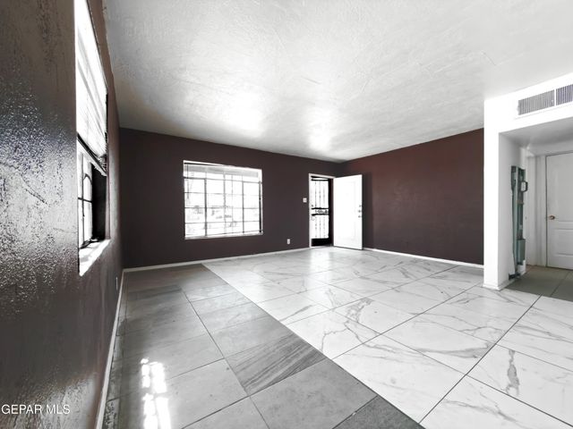 816 CARDON Street, El Paso, TX 79903