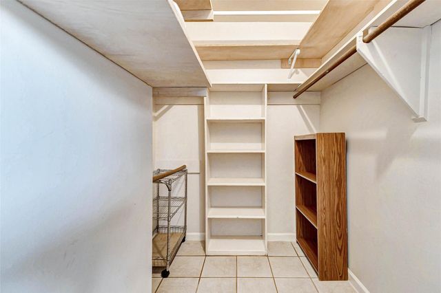 6402 Del Monte Drive 65, Houston, TX 77057